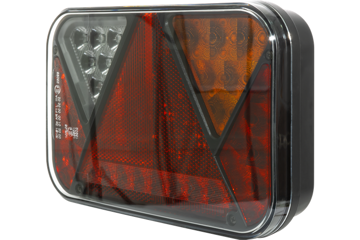 Tagumine tuli Fristom FT-270 LED 6 töötab õigesti