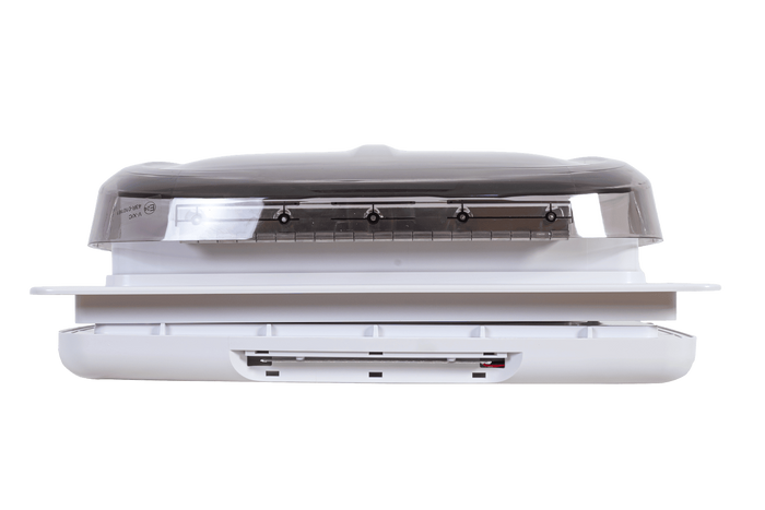 Automaatne katuseventilaator PUNDMANN PLUS FAN matkaautole valgustusega, rulookardinaga 400×400mm